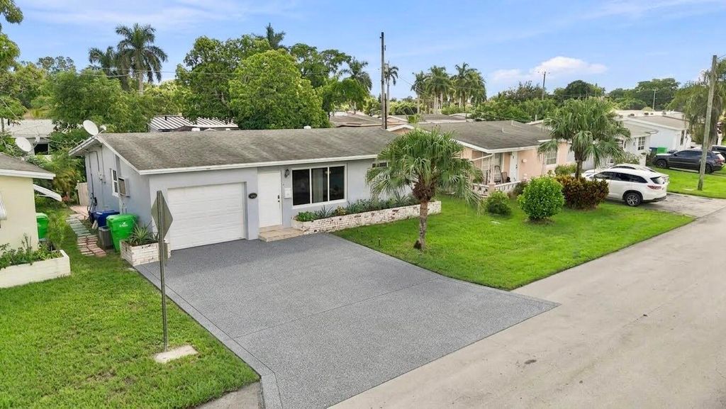 2294 NW 81ST Terrace, Sunrise, FL 33322