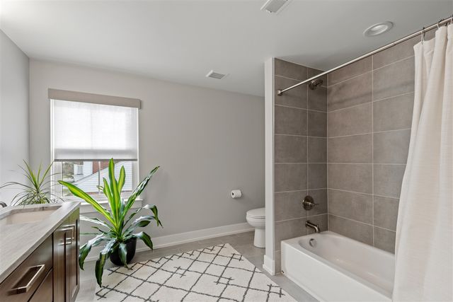 1684 Latham Street, Birmingham, MI 48009