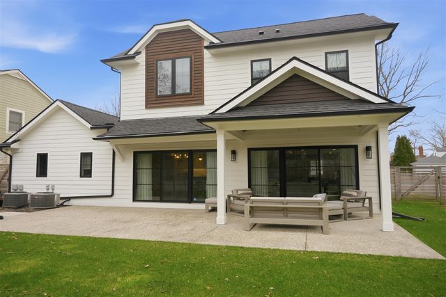 1684 Latham Street, Birmingham, MI 48009