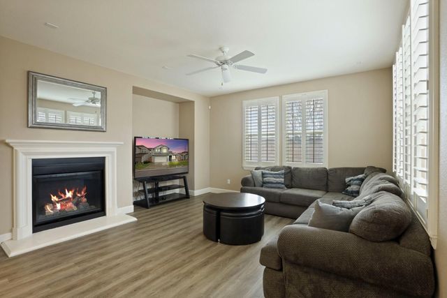 1076 Balzo St, Manteca, CA 95337