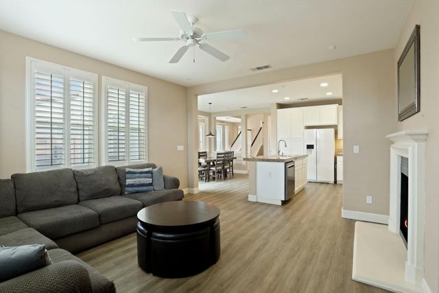 1076 Balzo St, Manteca, CA 95337