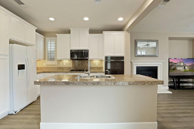 1076 Balzo St, Manteca, CA 95337