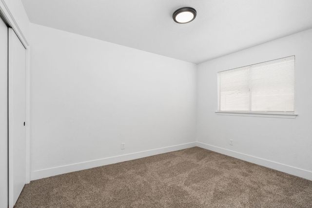 5339 W Swift Avenue, Fresno, CA 93722
