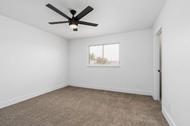 5339 W Swift Avenue, Fresno, CA 93722