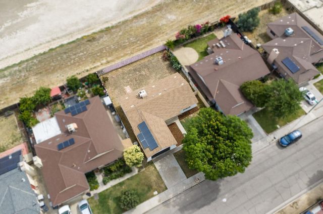 5339 W Swift Avenue, Fresno, CA 93722