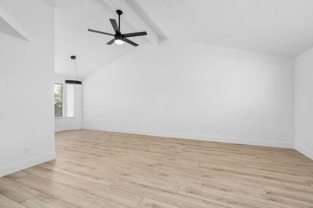 5339 W Swift Avenue, Fresno, CA 93722
