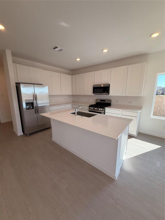 2139 Salinas Drive, Rosharon, TX 77583