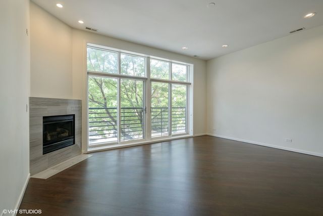 1872 N Damen Avenue 2N, Chicago, IL 60647