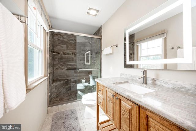 809 AMELIA DR, West Chester, PA 19382