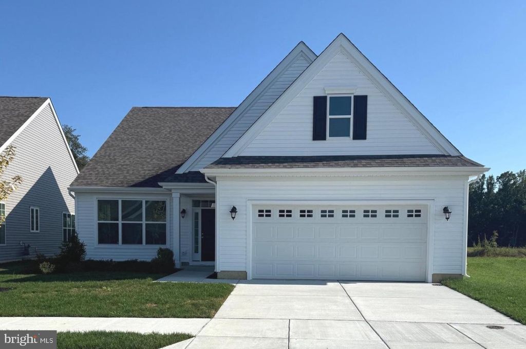 631 RESORT BLVD, Dover, DE 19904