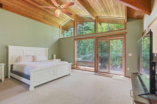 856 Green Tree Loop, Grants Pass, OR 97527