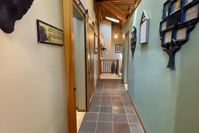 856 Green Tree Loop, Grants Pass, OR 97527