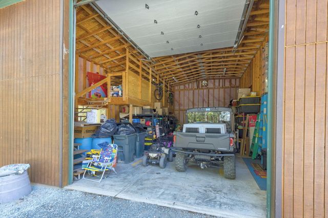 856 Green Tree Loop, Grants Pass, OR 97527
