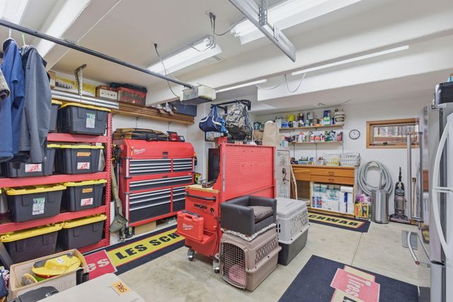 856 Green Tree Loop, Grants Pass, OR 97527