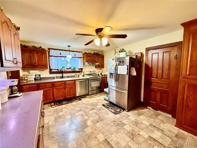 312 W Milton Street, New Florence, MO 63363