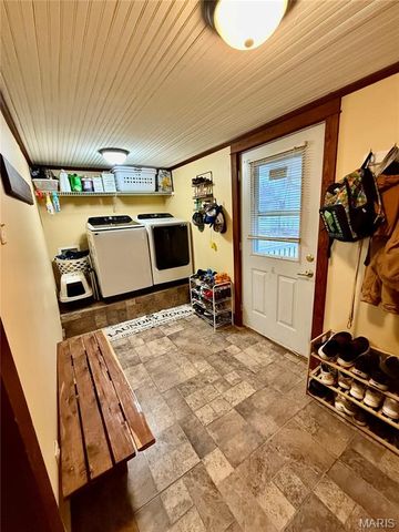 312 W Milton Street, New Florence, MO 63363