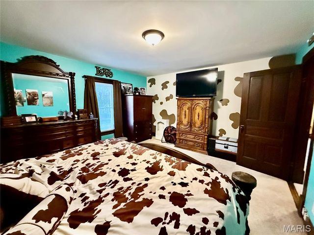 312 W Milton Street, New Florence, MO 63363