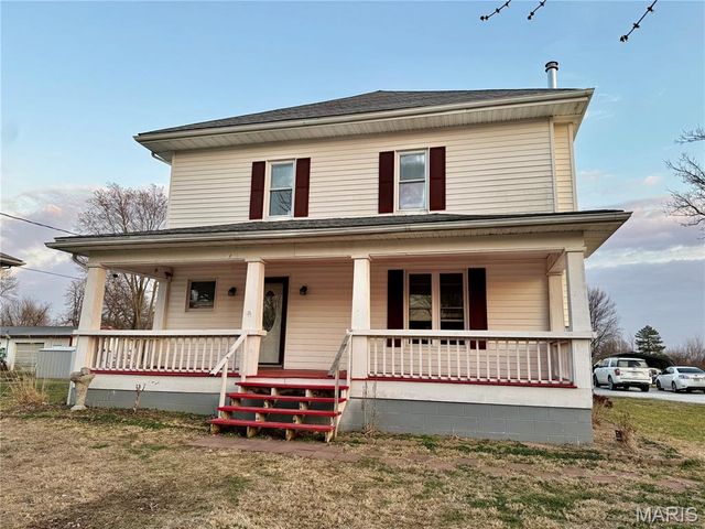 312 W Milton Street, New Florence, MO 63363