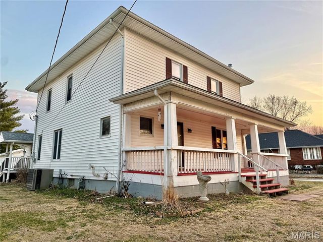 312 W Milton Street, New Florence, MO 63363