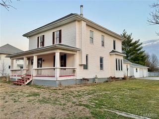 312 W Milton Street, New Florence, MO 63363