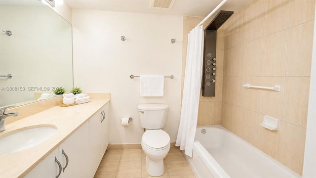 1750 N Bayshore Drive 1908, Miami, FL 33132