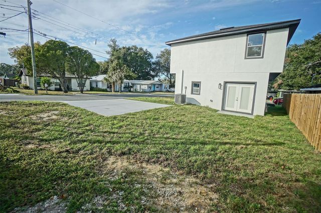 726 W 12TH STREET, Lakeland, FL 33805