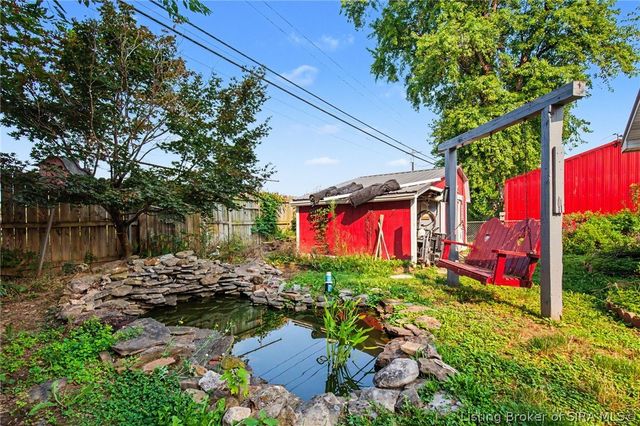 1025 Morris Avenue, Jeffersonville, IN 47130