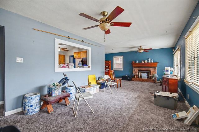 1025 Morris Avenue, Jeffersonville, IN 47130