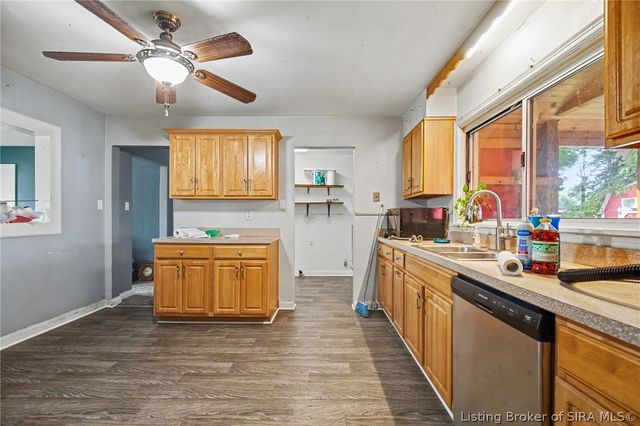 1025 Morris Avenue, Jeffersonville, IN 47130