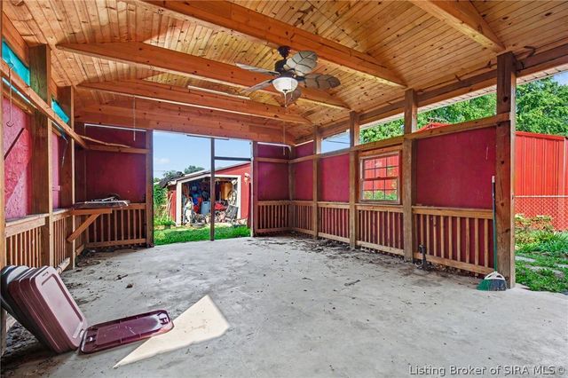1025 Morris Avenue, Jeffersonville, IN 47130