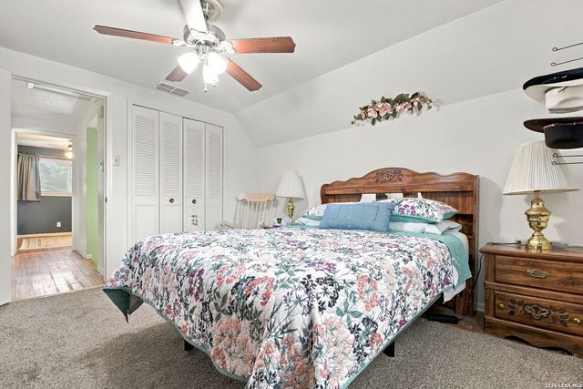 3323 Deer CRK, San Antonio, TX 78230