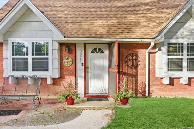 3323 Deer CRK, San Antonio, TX 78230