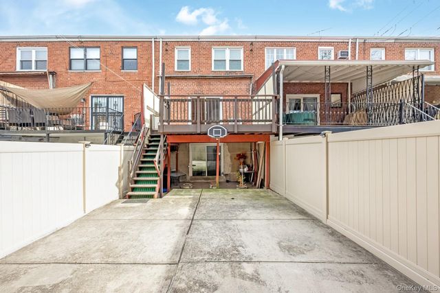 69-05 61st Road, Middle Village, NY 11379