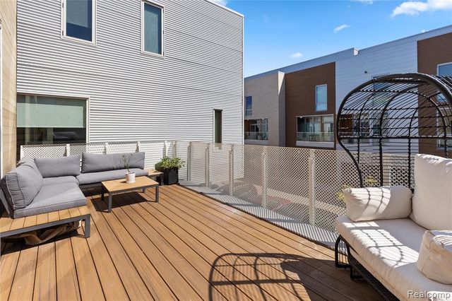 2820 John R Street, Detroit, MI 48201