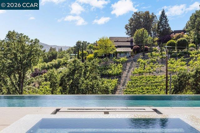 640 El Pintado Rd, Danville, CA 94526