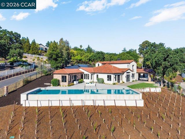 640 El Pintado Rd, Danville, CA 94526