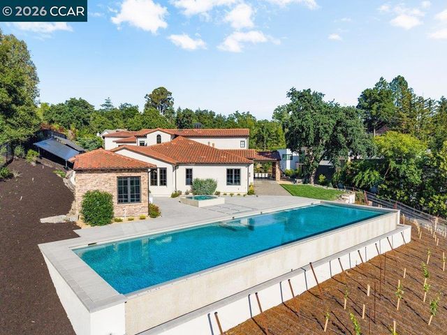 640 El Pintado Rd, Danville, CA 94526