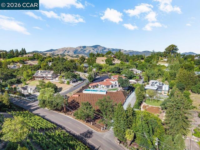 640 El Pintado Rd, Danville, CA 94526