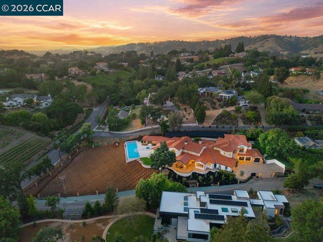 640 El Pintado Rd, Danville, CA 94526