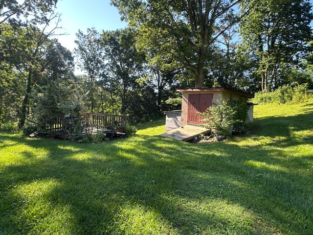 21 Herb Neal Road, Pine Knot, KY 42635