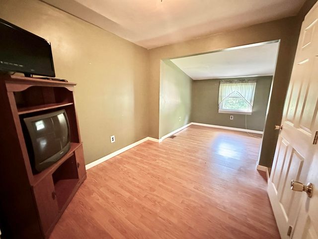 21 Herb Neal Road, Pine Knot, KY 42635