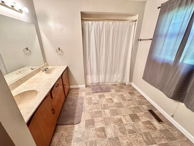 21 Herb Neal Road, Pine Knot, KY 42635