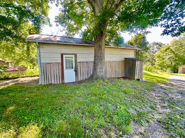 21 Herb Neal Road, Pine Knot, KY 42635