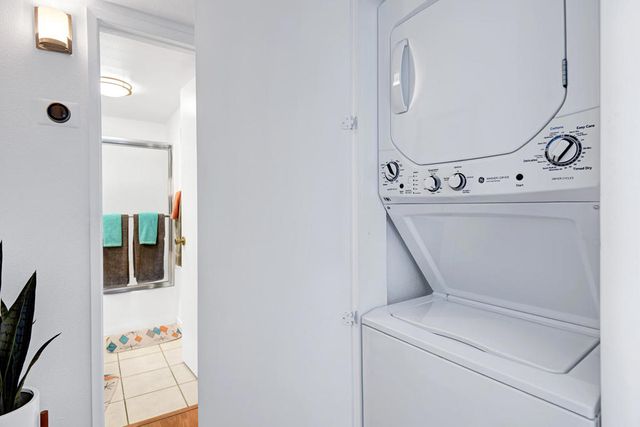 1338 S Camino Real, Palm Springs, CA 92264