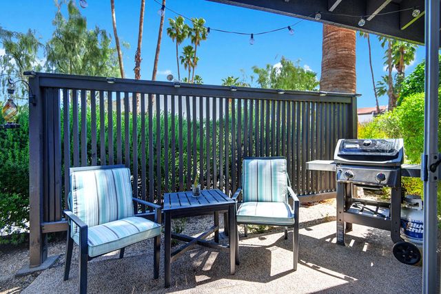 1338 S Camino Real, Palm Springs, CA 92264