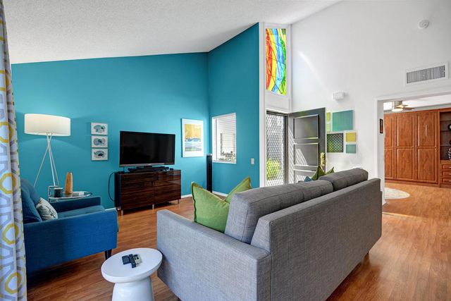 1338 S Camino Real, Palm Springs, CA 92264