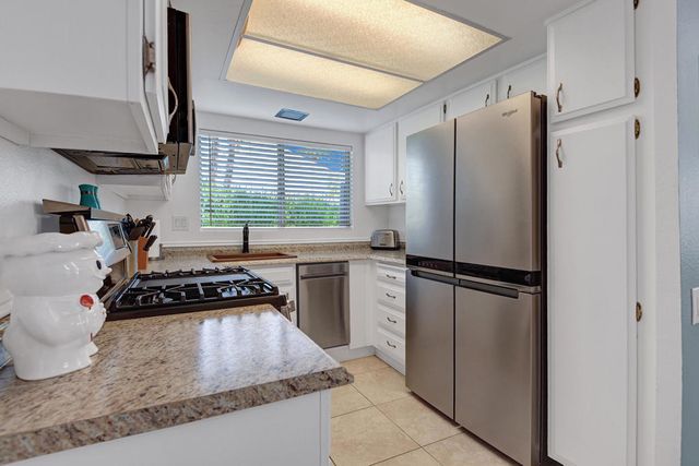 1338 S Camino Real, Palm Springs, CA 92264