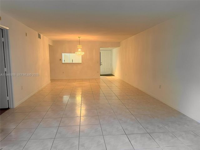 801 SW 138th Avenue 106E, Pembroke Pines, FL 33027