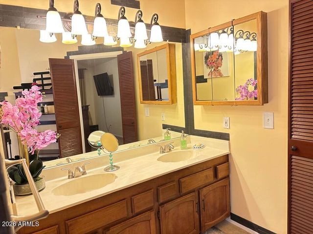 506 E KERRY Lane, Phoenix, AZ 85024