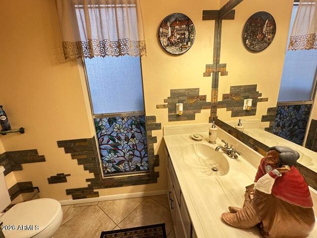 506 E KERRY Lane, Phoenix, AZ 85024